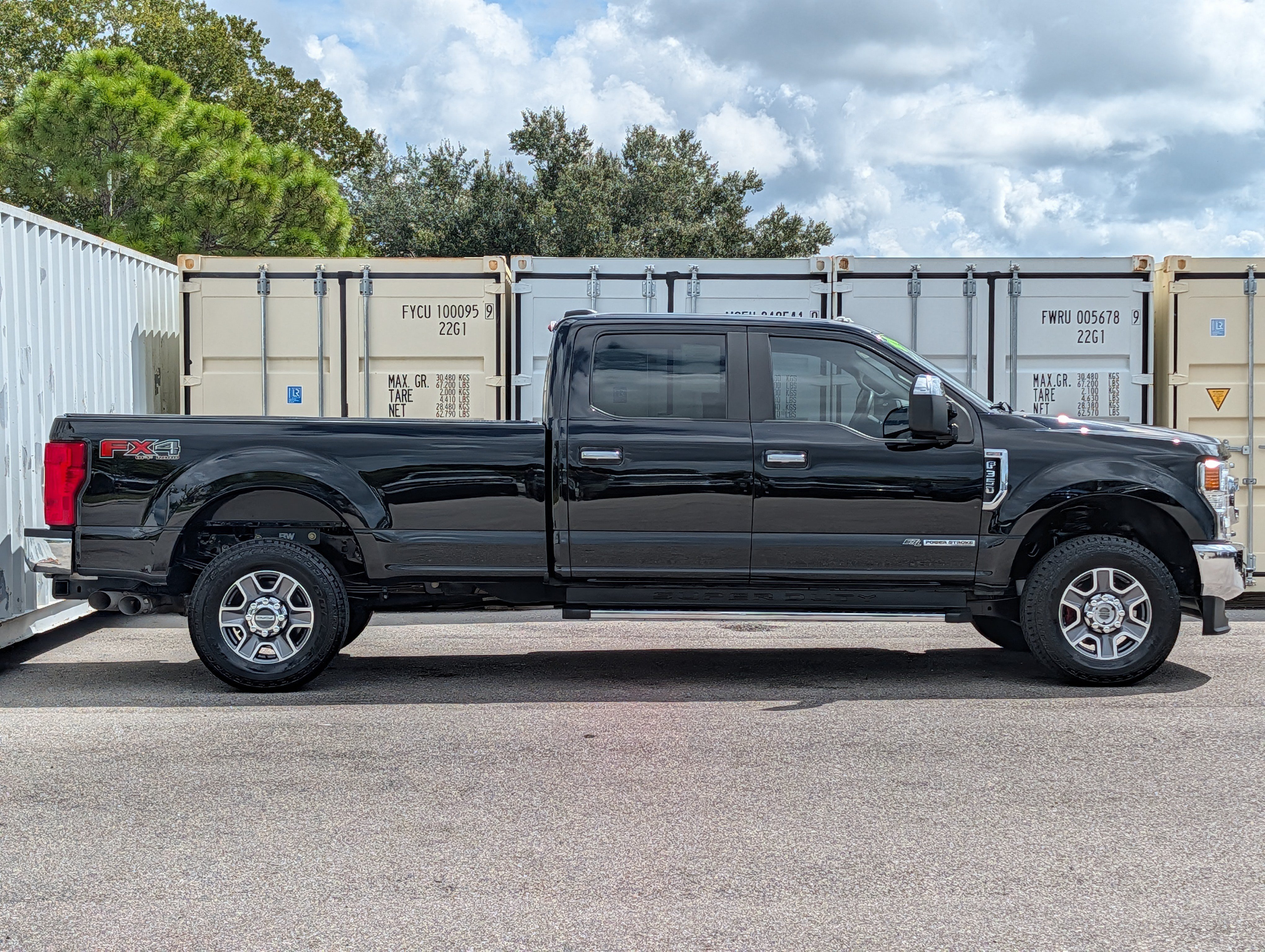 Used 2021 Ford F350 XL w/ STX Appearance Package AWD/4WD image 4