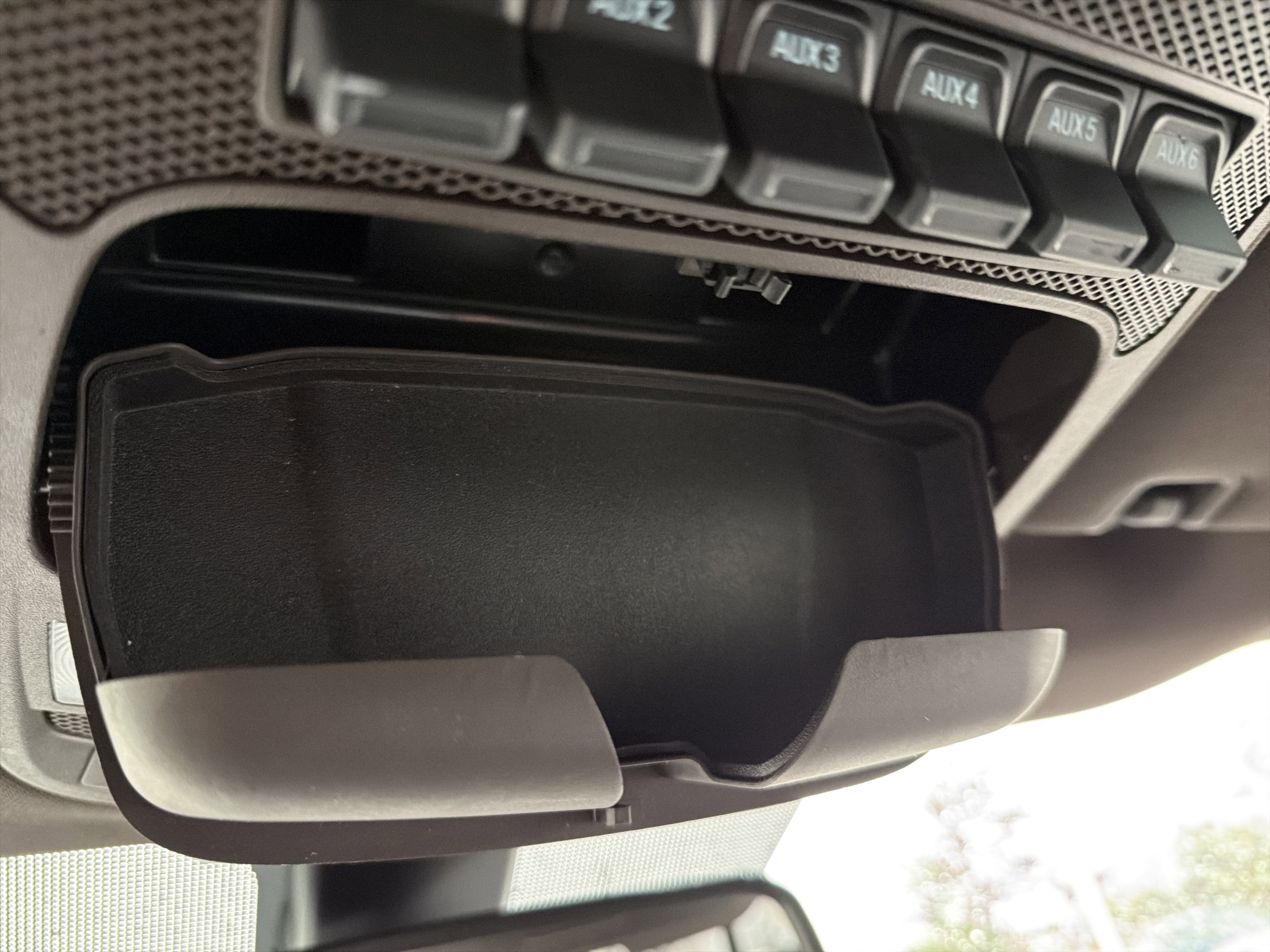 Used 2017 Ford F250 King Ranch w/ King Ranch Ultimate Package image 39