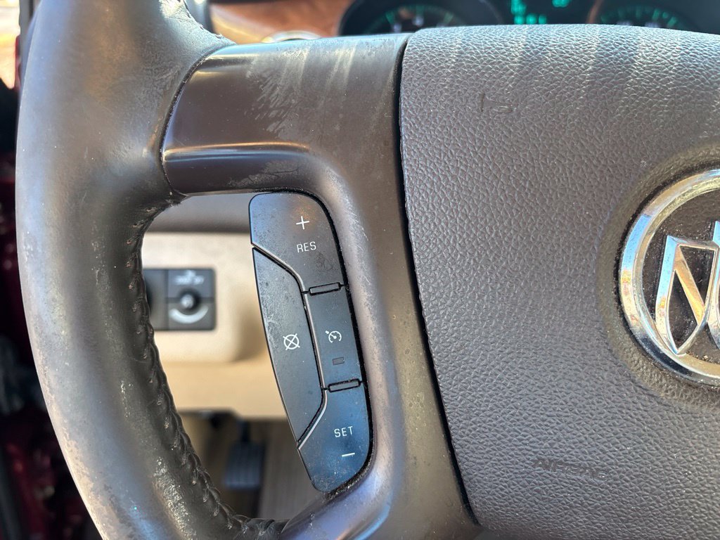 Used 2011 Buick Enclave CXL FWD image 19