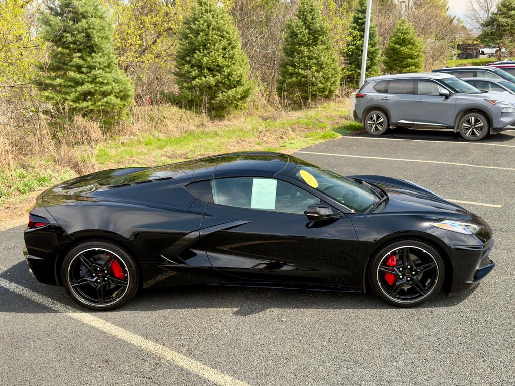 Used 2022 Chevrolet Corvette Stingray Coupe w/ 1LT image 19