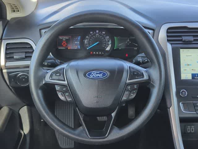 Used 2020 Ford Fusion SE FWD image 20