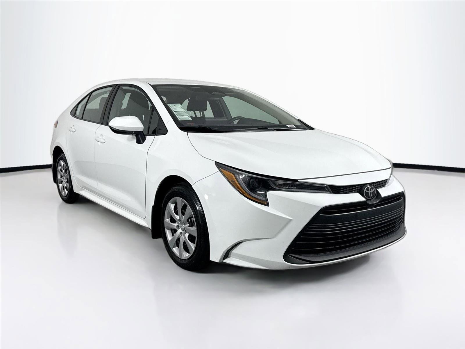 Certified 2025 Toyota Corolla LE image 9