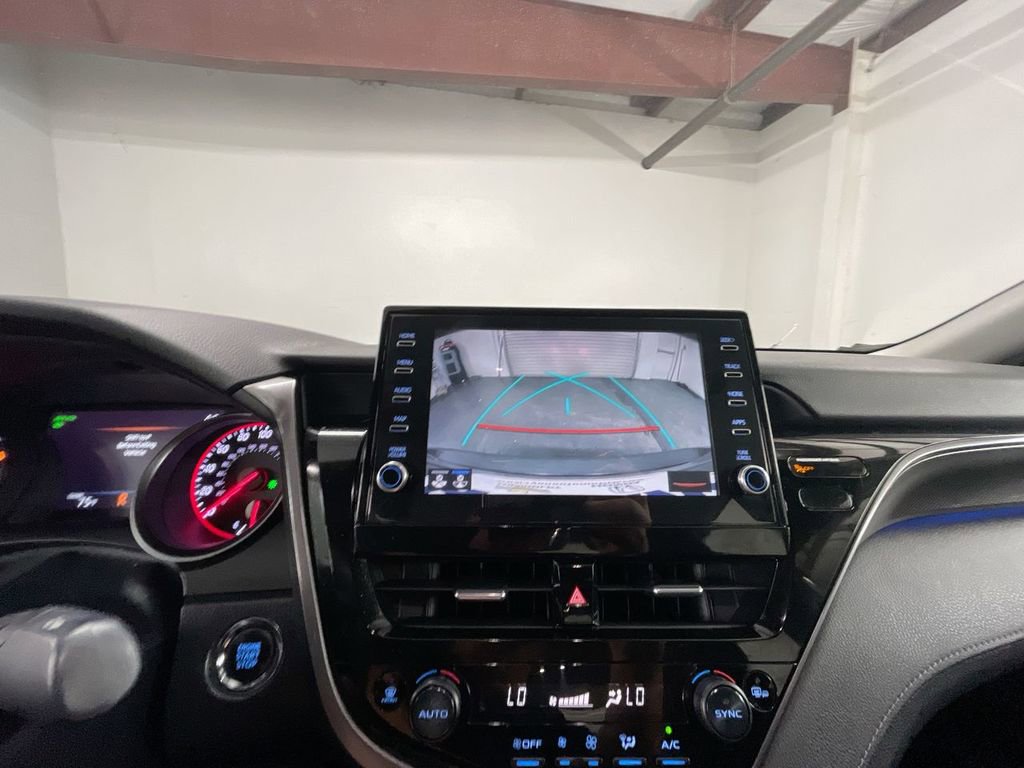 Used 2023 Toyota Camry XSE image 14