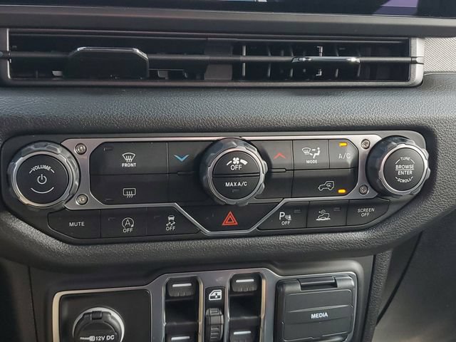 New 2025 Jeep Gladiator Sport AWD/4WD image 27