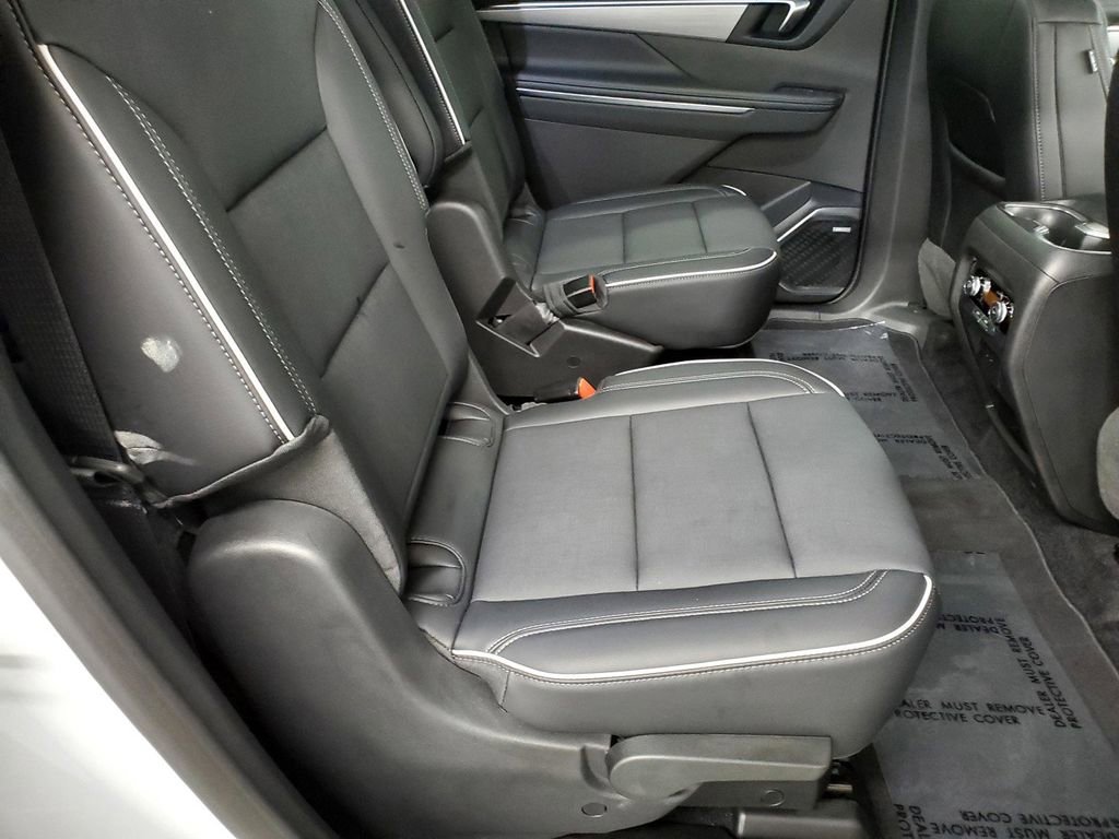 Used 2025 Buick Enclave Preferred image 20