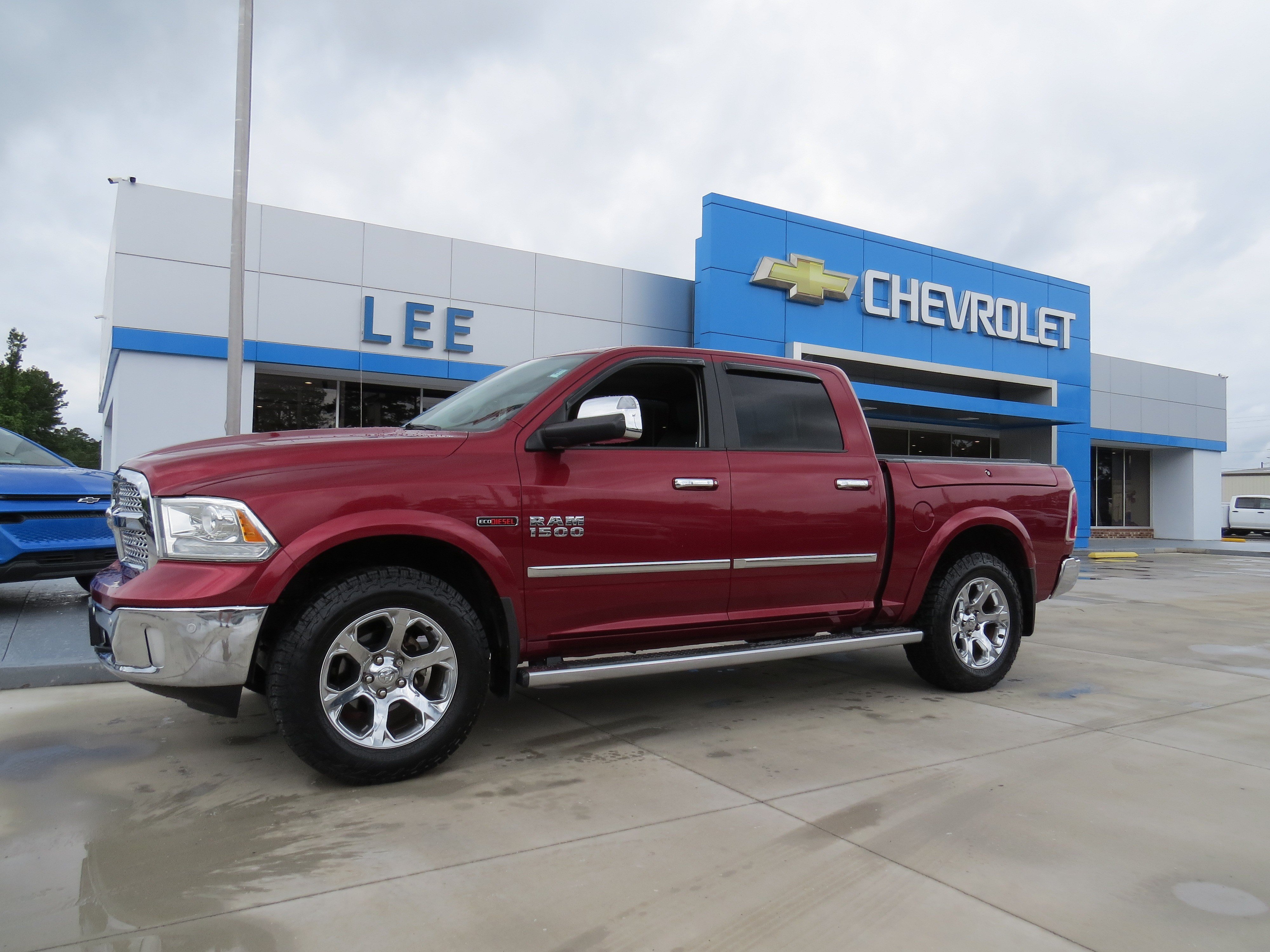 Used 2015 RAM 1500 Laramie w/ Convenience Group AWD/4WD image 1