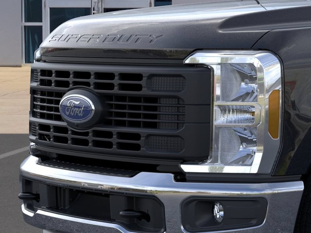New 2026 Ford F350 XL w/ 360-Degree Camera Package RWD image 17