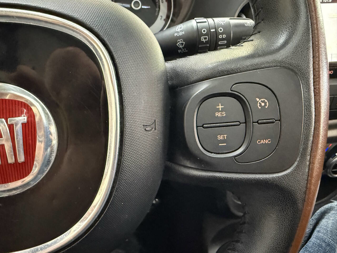 Used 2016 FIAT 500L Trekking image 25