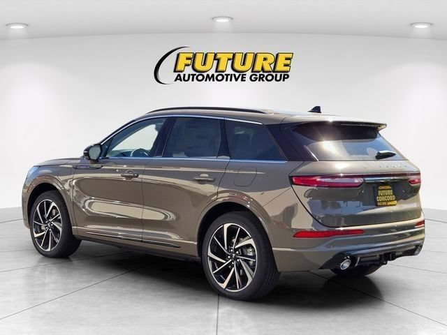 New 2025 Lincoln Corsair Grand Touring w/ Equipment Group 302A AWD/4WD image 20