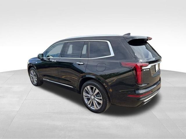 Used 2024 Cadillac XT6 Premium Luxury FWD image 7