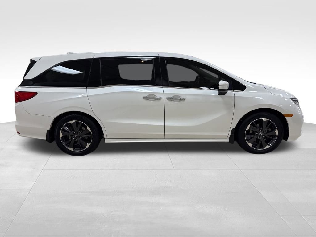 Used 2022 Honda Odyssey Elite image 4