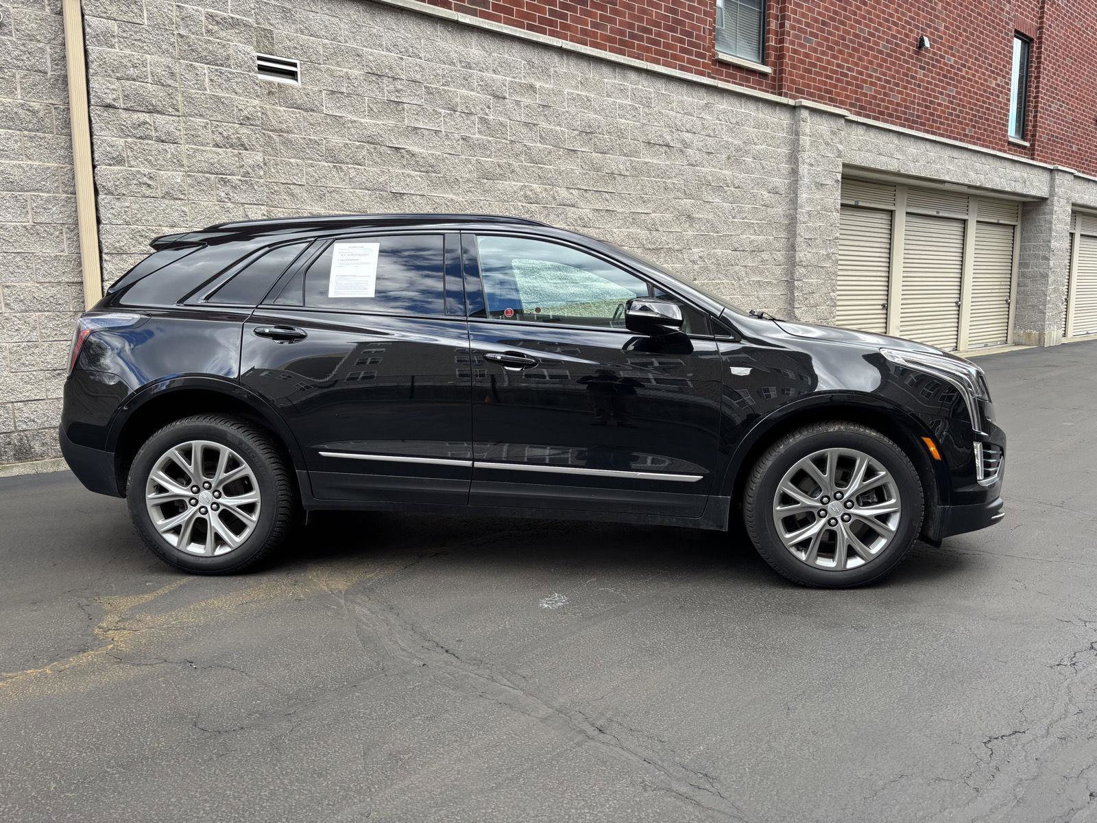 Used 2021 Cadillac XT5 Sportv AWD/4WD image 2