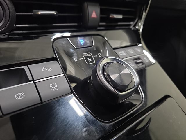 Used 2023 Subaru Solterra AWD image 23