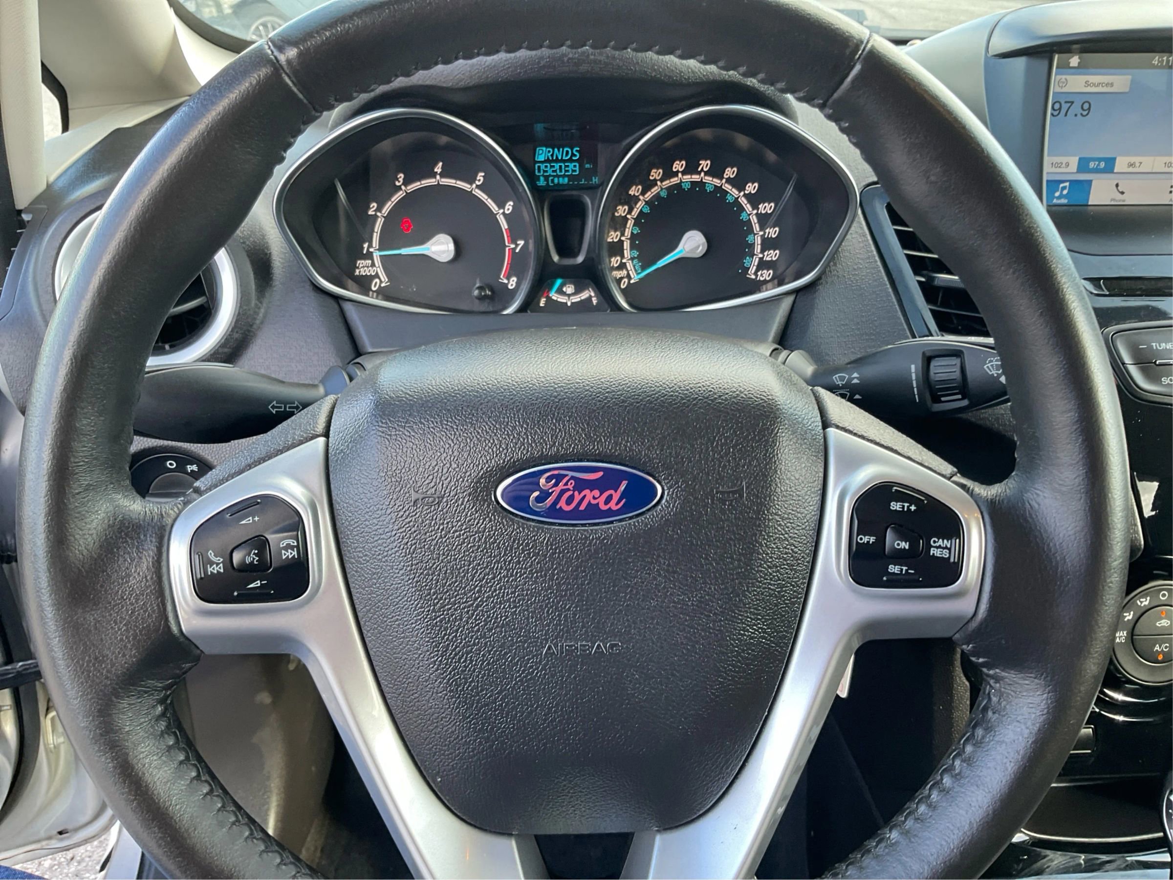 Used 2016 Ford Fiesta SE w/ Equipment Group 201A image 16