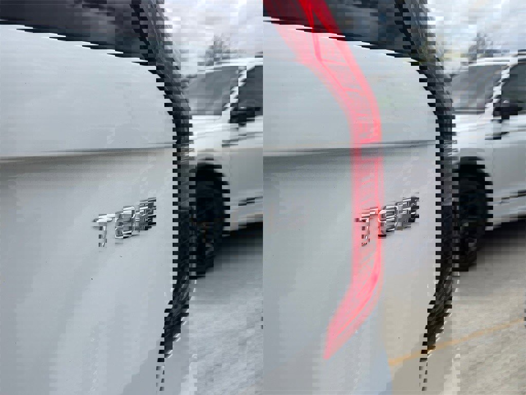 Used 2019 Volvo XC90 T8 Inscription w/ Luxury Package image 11