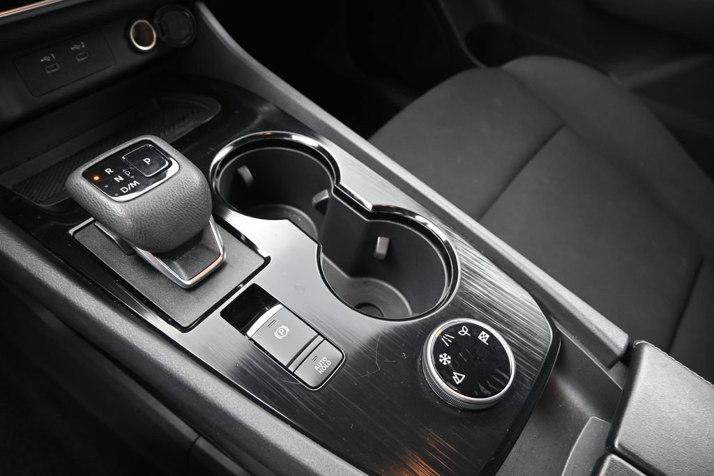 Used 2024 Nissan Rogue S AWD/4WD image 22