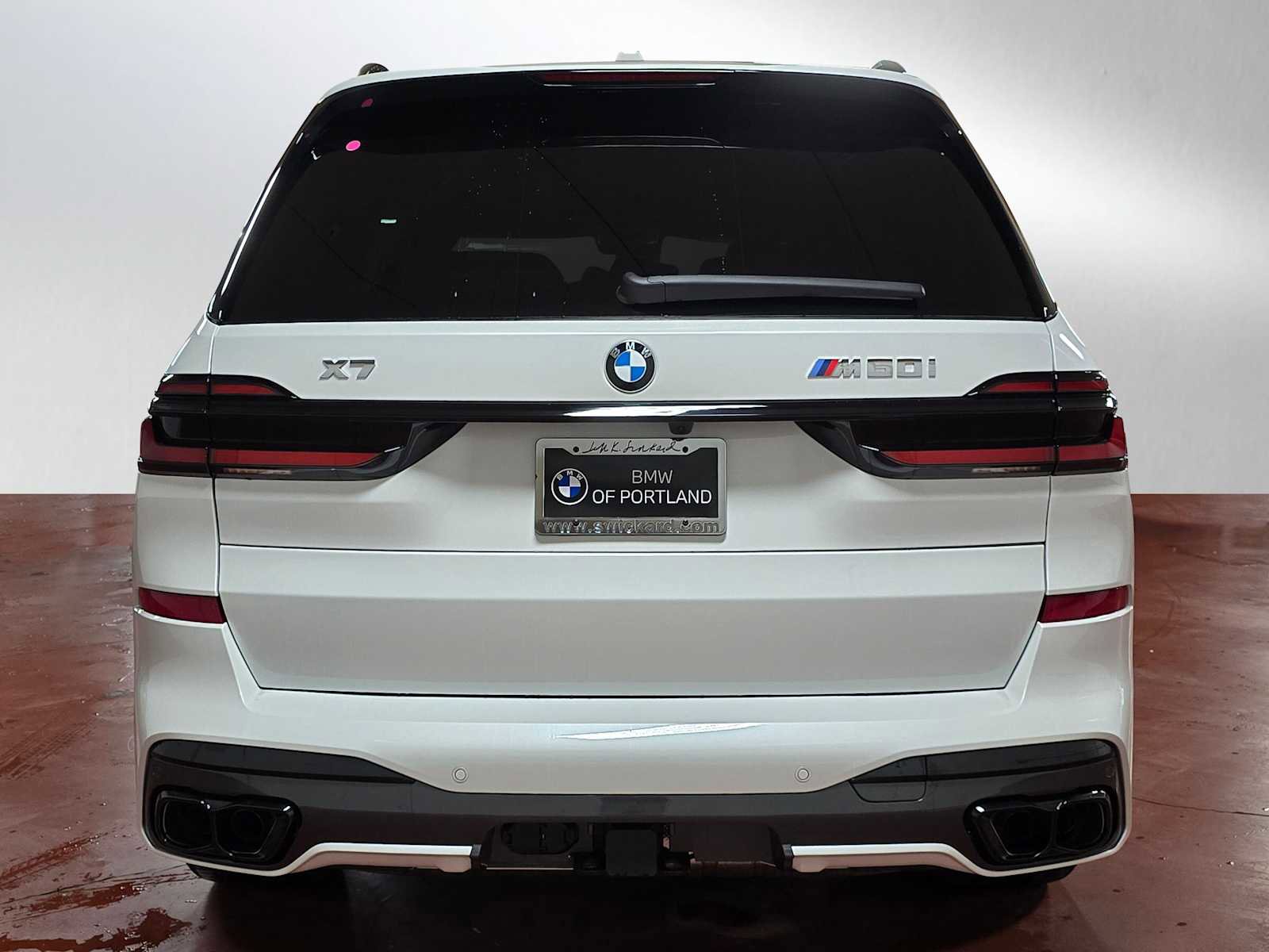 New 2026 BMW X7 M60i image 4