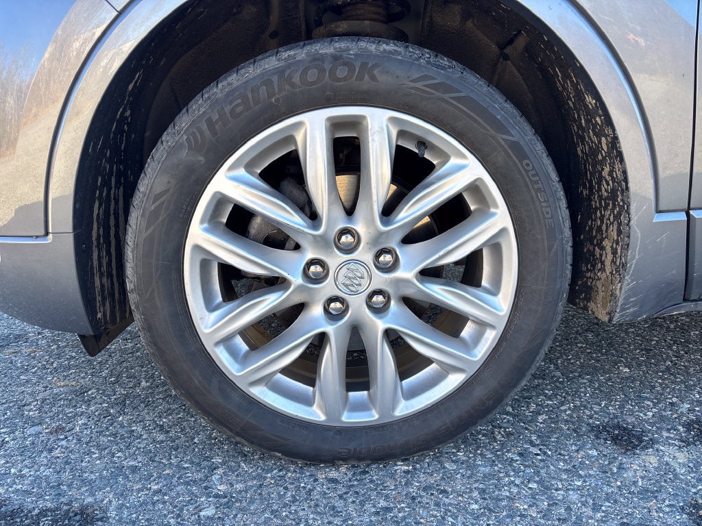Used 2020 Buick Envision Premium AWD/4WD image 27