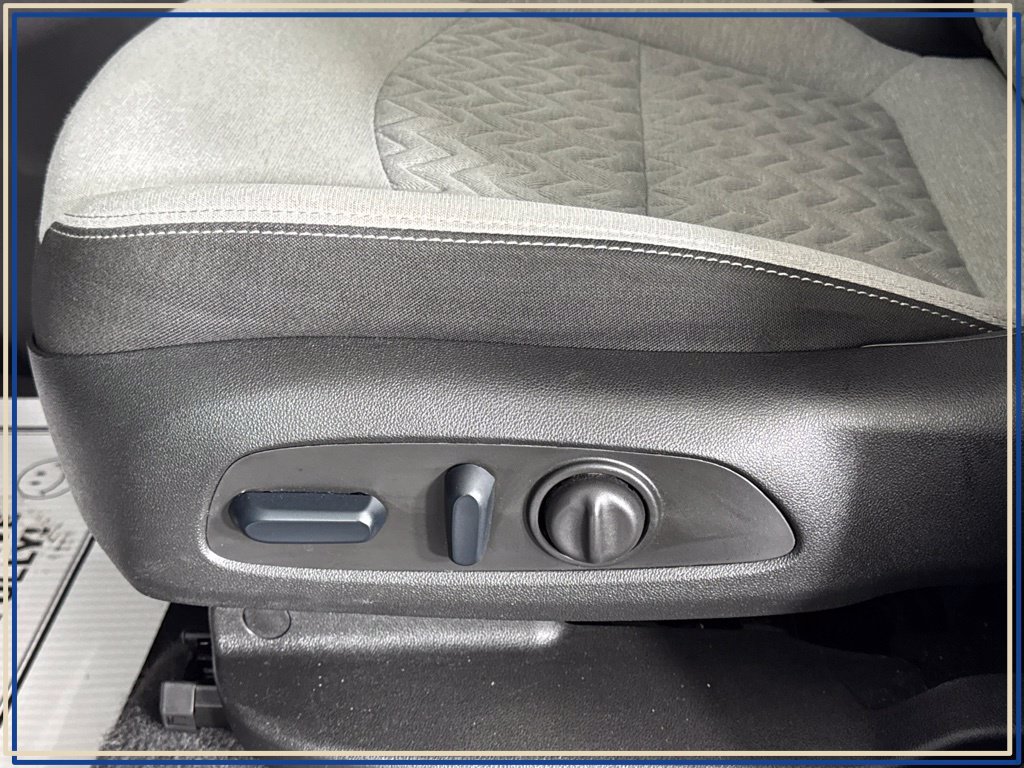 Certified 2024 Chevrolet Equinox LT AWD/4WD image 34
