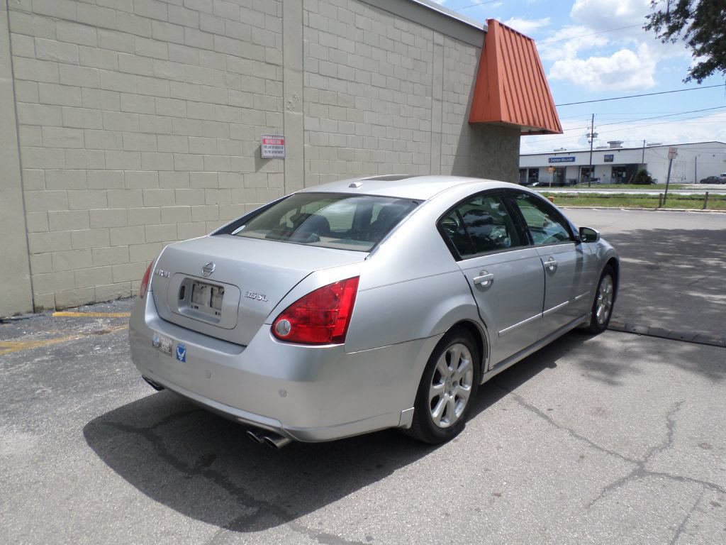 Used 2008 Nissan Maxima 3.5 SL w/ Platinum Edition Pkg FWD image 7