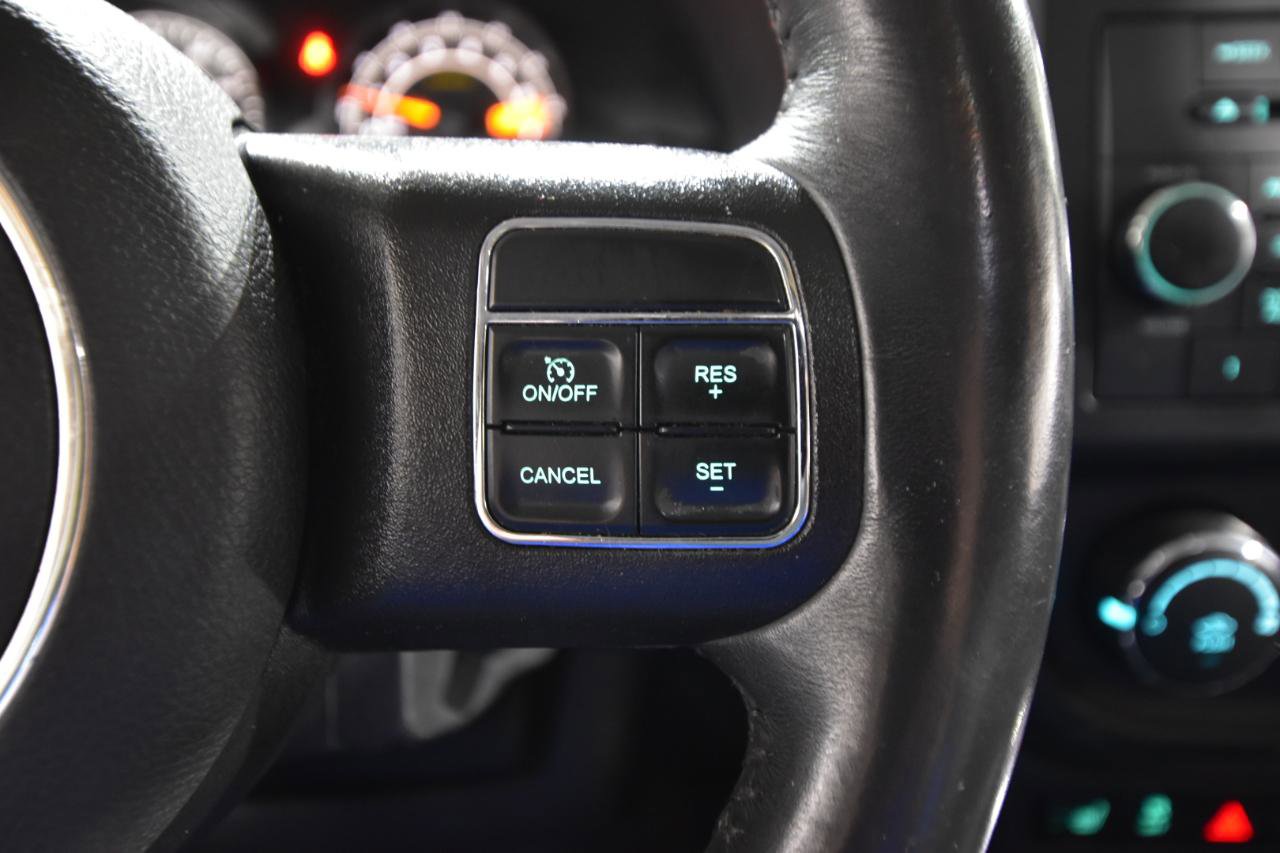 Used 2017 Jeep Patriot High Altitude image 15