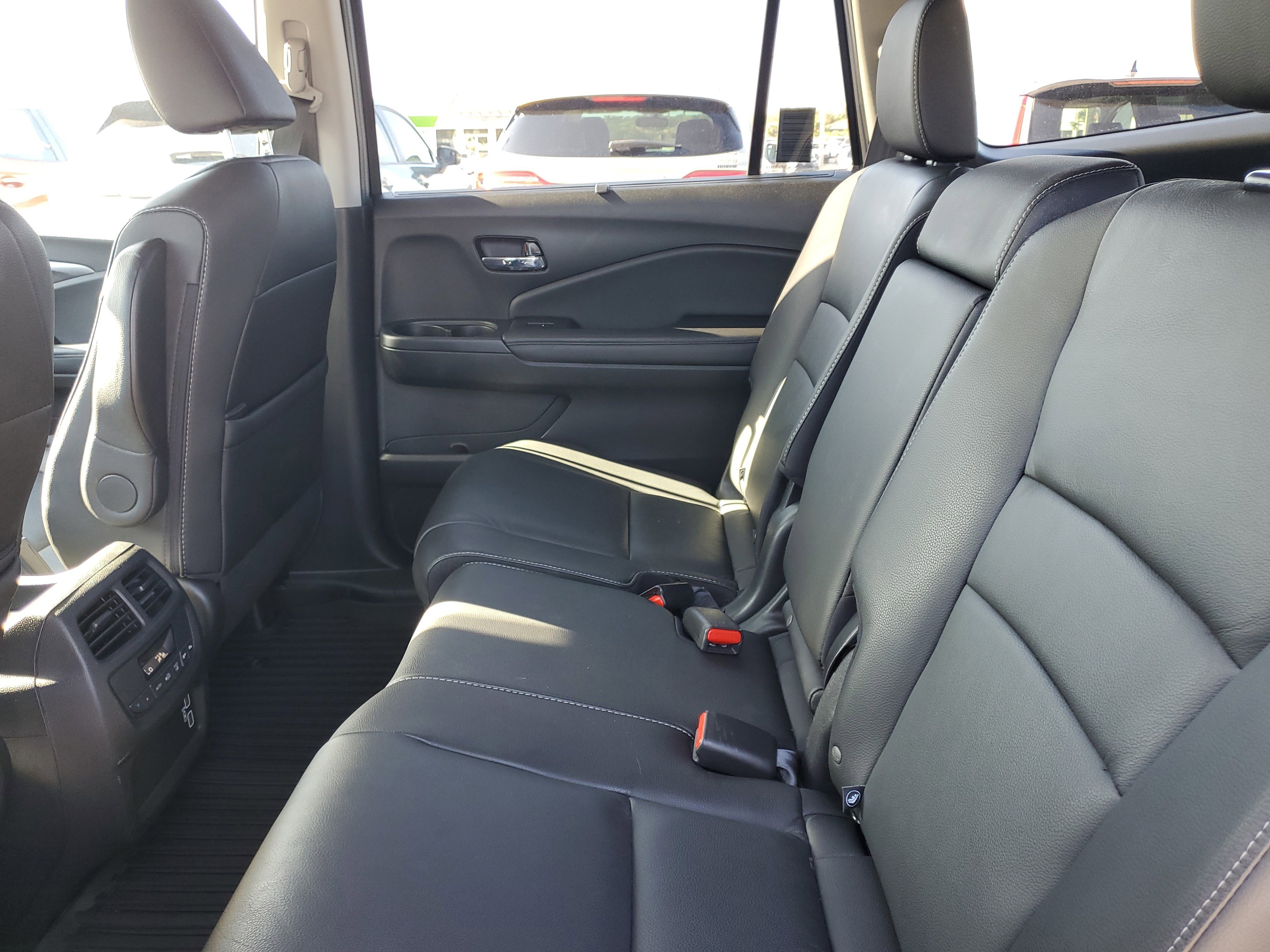 Used 2022 Honda Pilot Special Edition image 9