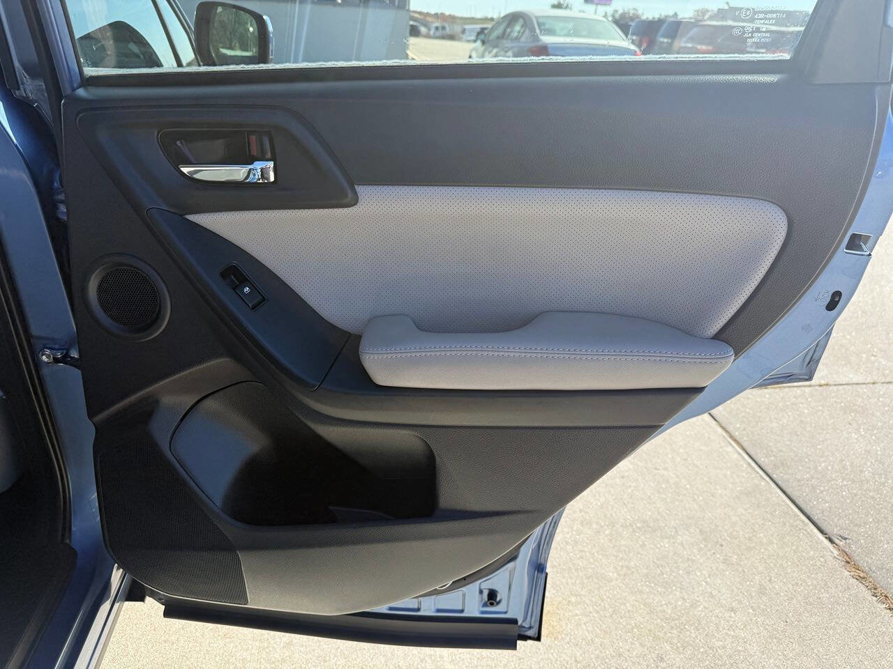 Used 2015 Subaru Forester 2.5i Limited image 21