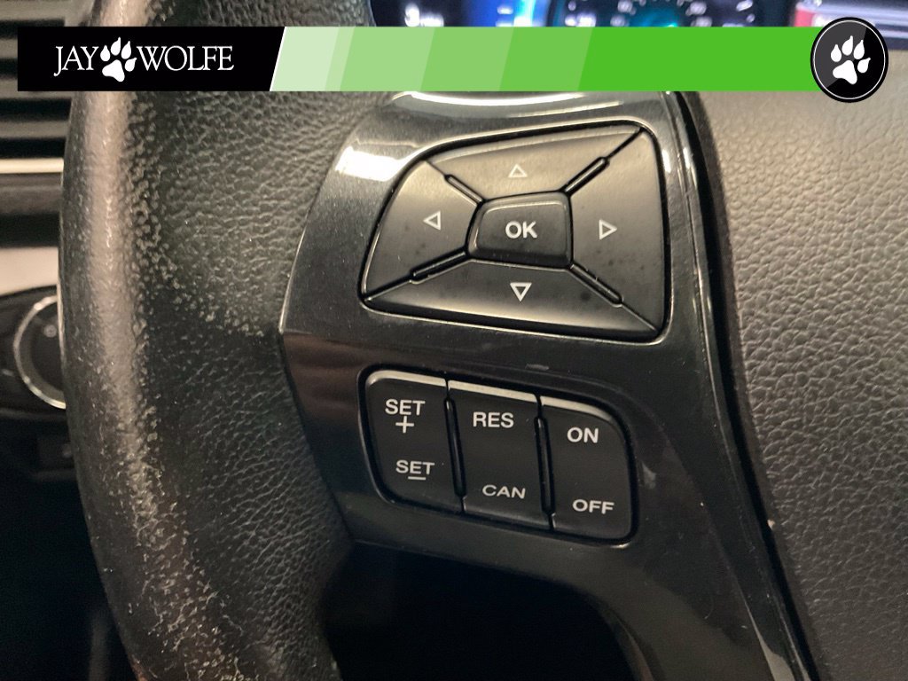 Used 2017 Ford Explorer XLT w/ Equipment Group 202A AWD/4WD image 12
