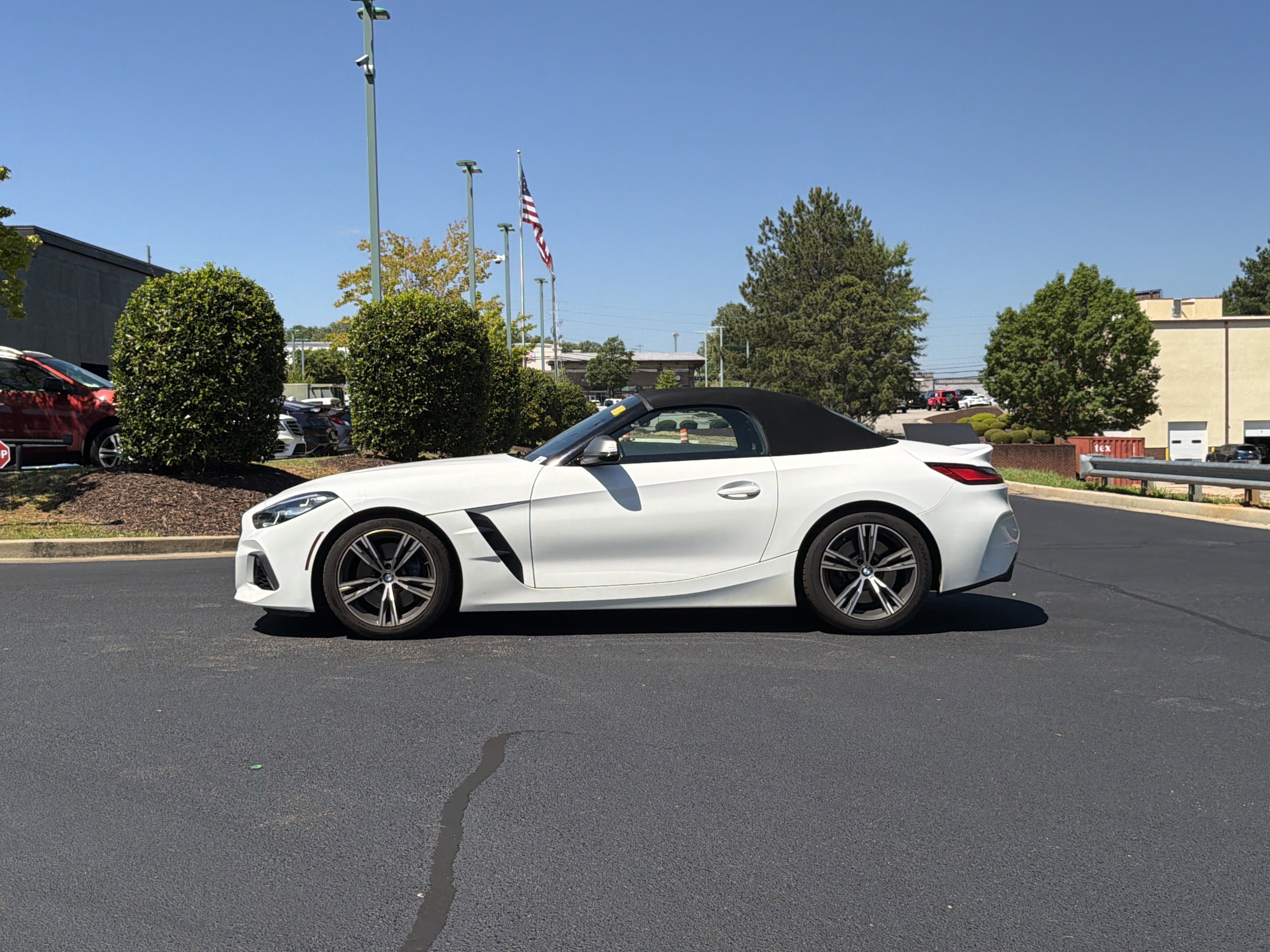 Used 2022 BMW Z4 M40i RWD image 10