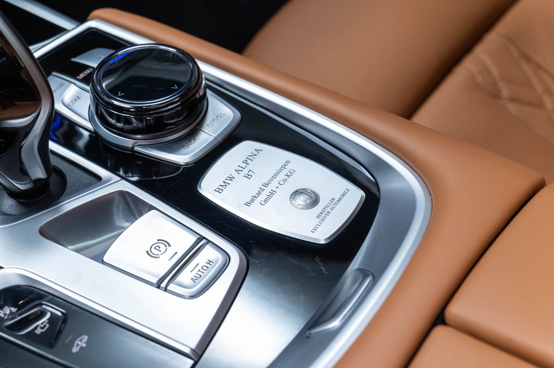 Used 2022 BMW ALPINA B7 xDrive AWD/4WD image 14