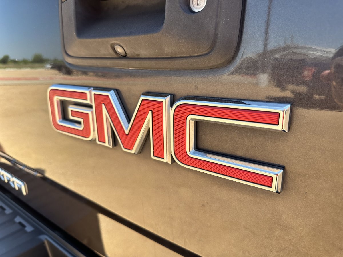Used 2015 GMC Sierra 1500 SLE w/ Texas SLE Value Package RWD image 10