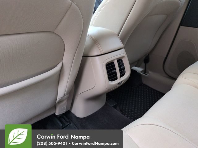 Used 2019 Jeep Cherokee Latitude w/ Cold Weather Group AWD/4WD image 28
