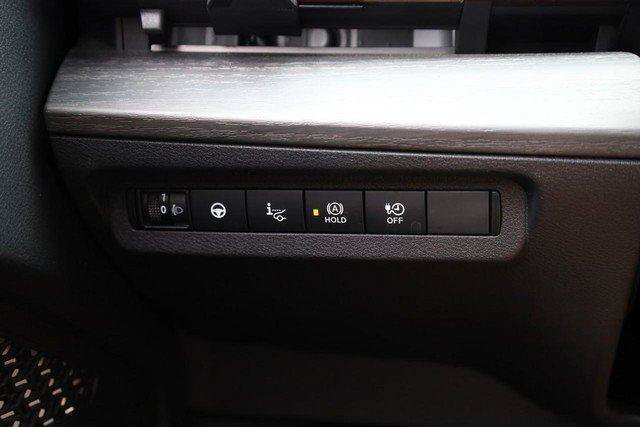 Used 2024 Nissan Ariya AWD image 20