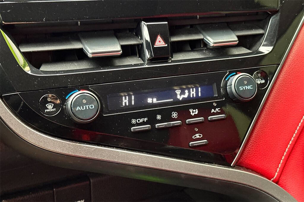 Used 2023 Toyota Camry XSE w/ Navigation Package image 20