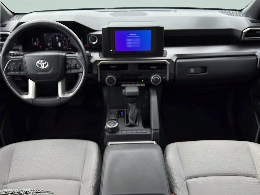 Used 2025 Toyota 4Runner SR5 AWD/4WD image 12
