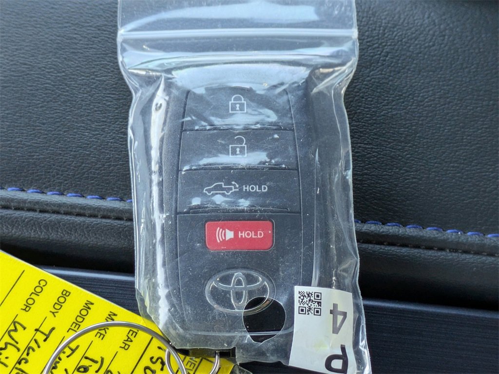 Used 2025 Toyota Tundra Platinum image 31