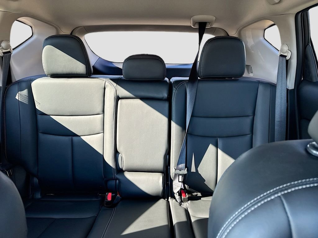 Used 2024 Nissan Murano SV image 21