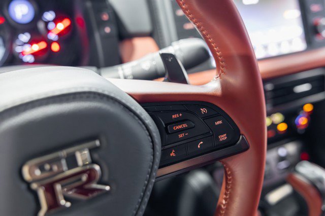 Used 2021 Nissan GT-R Premium image 28