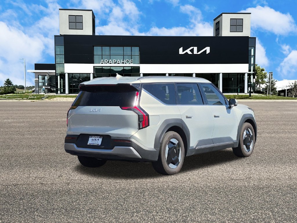 Certified 2024 Kia EV9 Wind AWD/4WD image 5