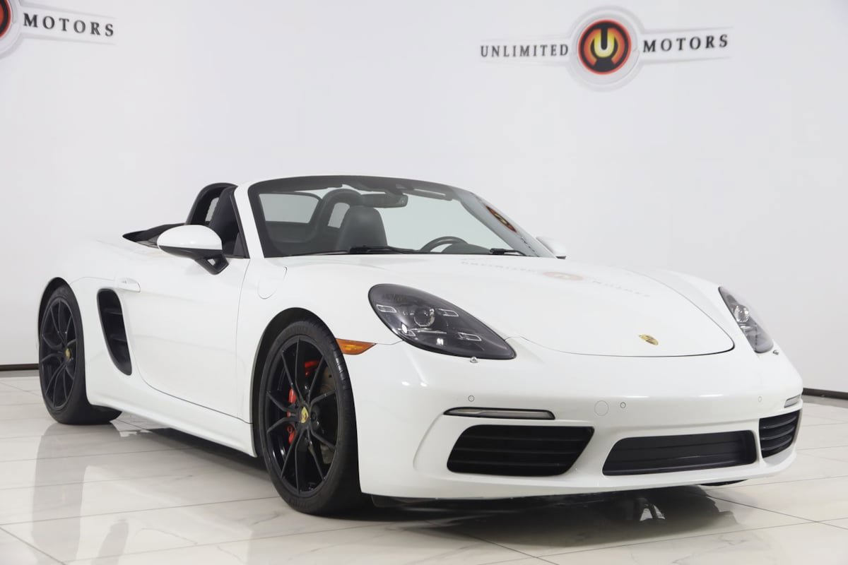 Used 2017 Porsche 718 Boxster S RWD image 26