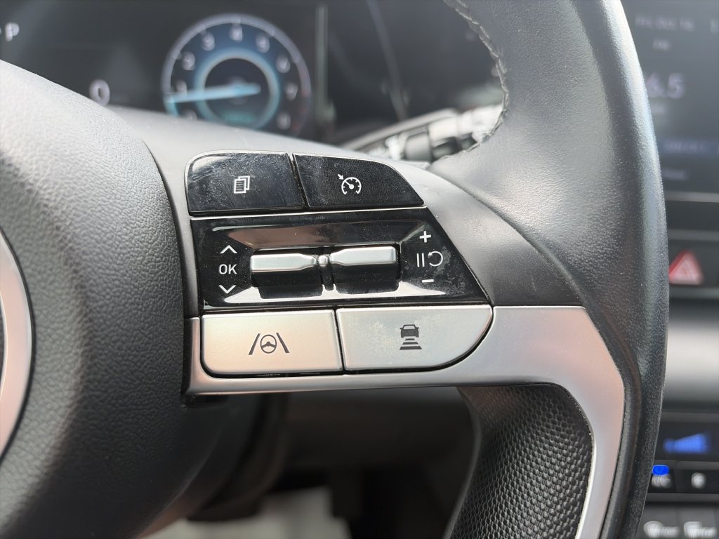 Used 2021 Hyundai Elantra SEL w/ Convenience Package FWD image 21