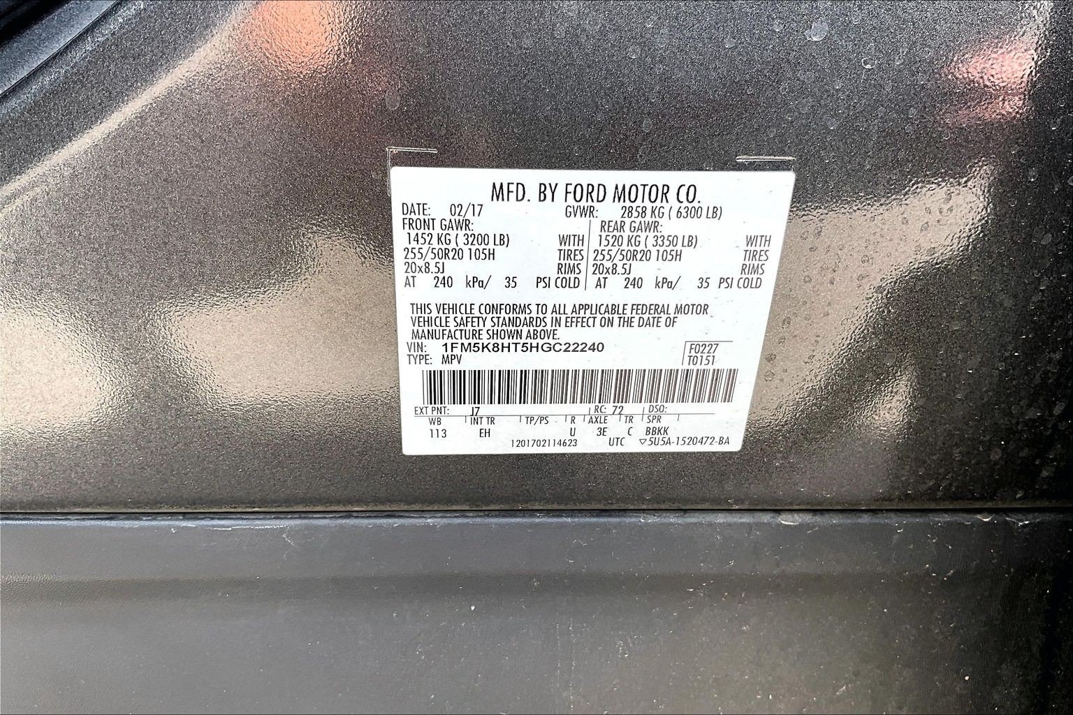 Used 2017 Ford Explorer Platinum AWD/4WD image 35