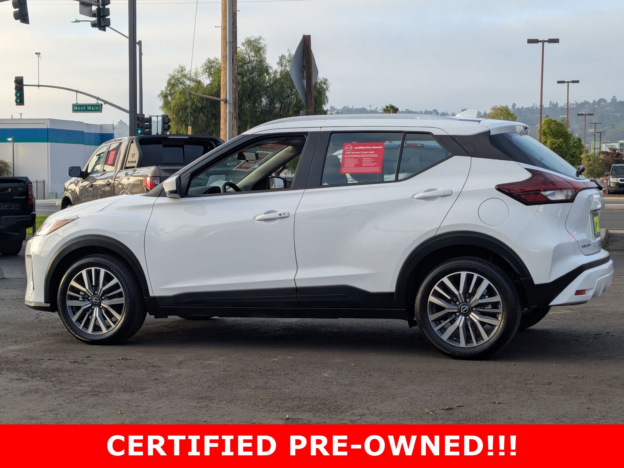 Certified 2024 Nissan Kicks SV image 4