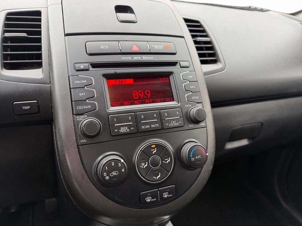 Used 2012 Kia Soul + image 15