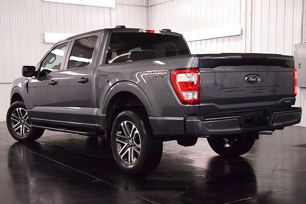 Used 2022 Ford F150 XL w/ STX Appearance Package image 5