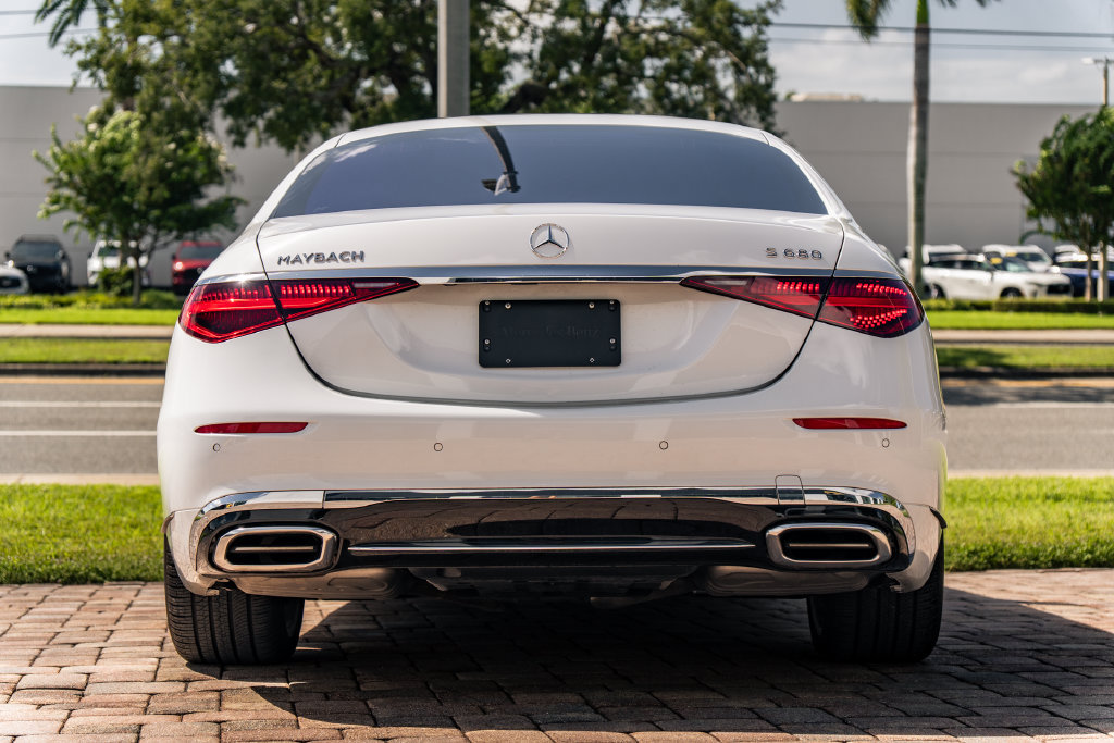 Used 2024 Mercedes-Benz Maybach S 680 4MATIC image 4