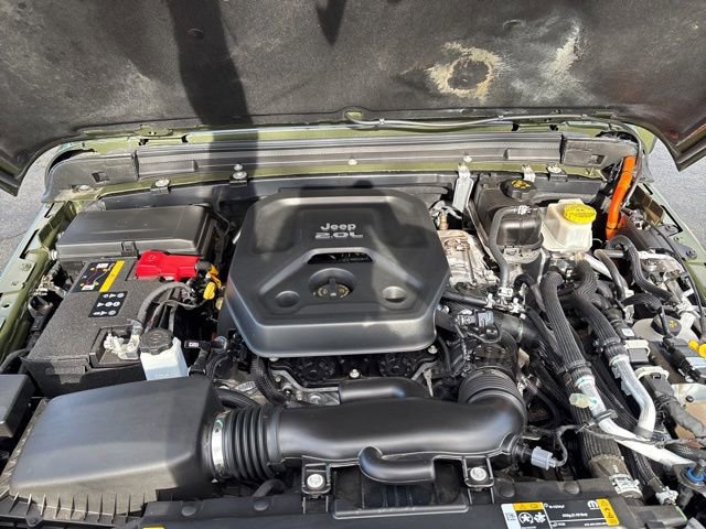 Used 2022 Jeep Wrangler Unlimited Sahara image 40