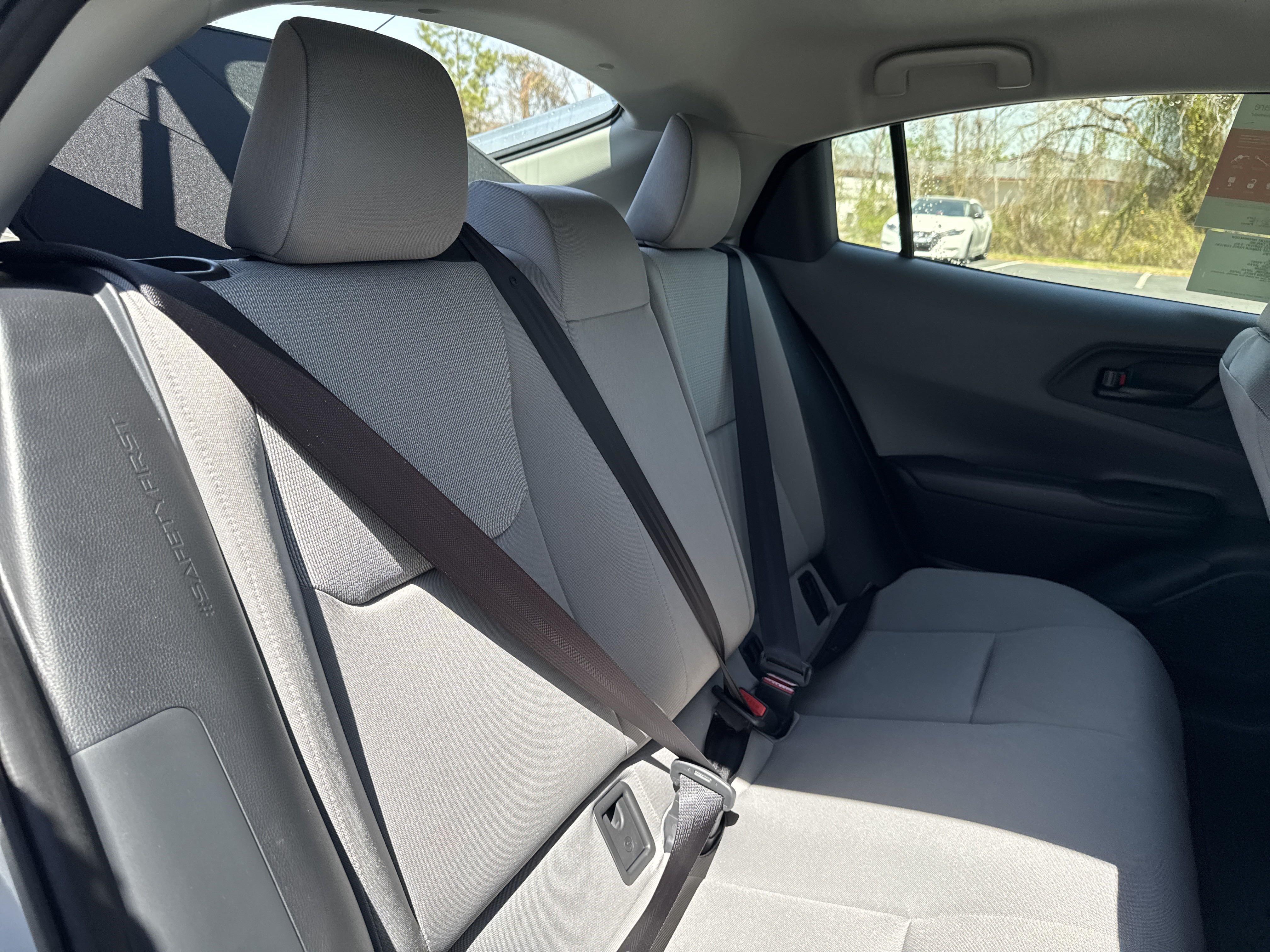 New 2024 Toyota Prius LE FWD image 28