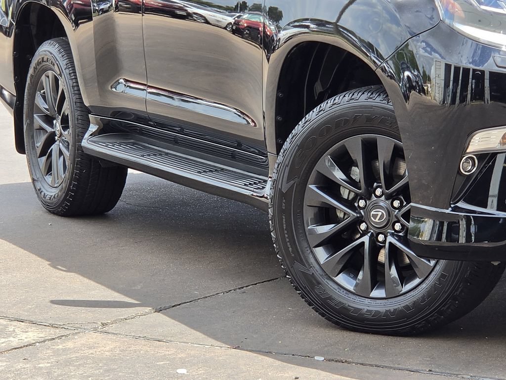 Used 2023 Lexus GX 460 Premium AWD/4WD image 11