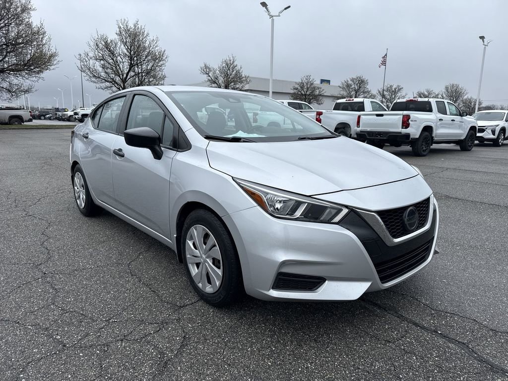 Used 2020 Nissan Versa S image 2